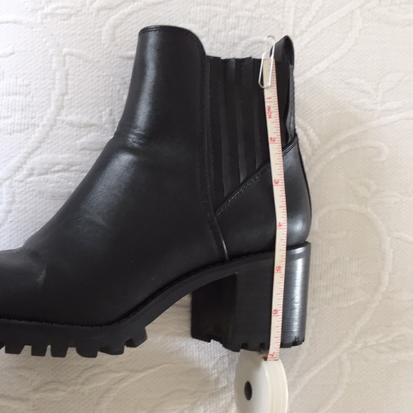 Zara Basic Black Bootie size 37 - Picture 6 of 7